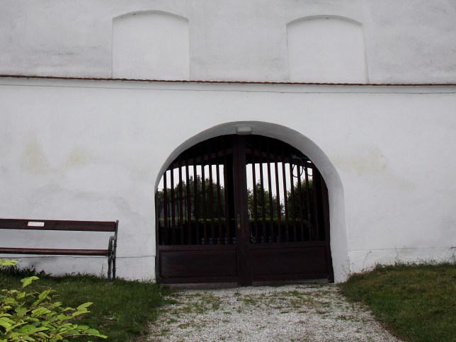 Pttelsdorf, Portal