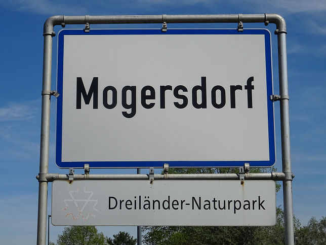Mogersdorf, Ortstafel