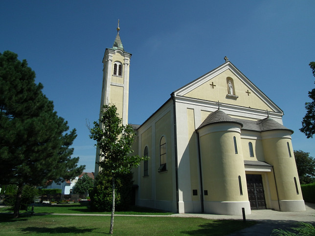 Wallern, Pfarrkirche hl. Matthus