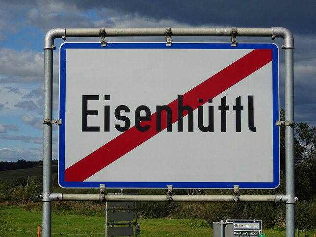 Eisenhttl, Ortstafel