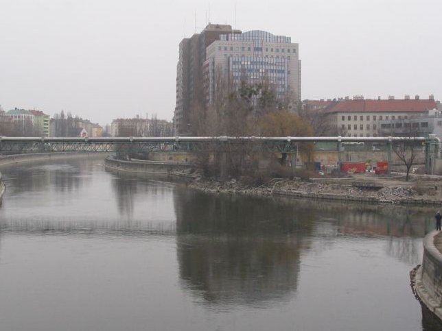 Provisorische Donaukanal Rohrbrcke