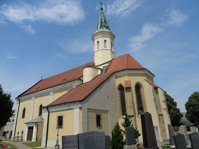Markgrafneusiedl, Pfarrkirche Mari Himmelfahrt