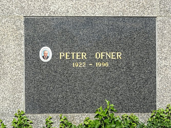 Friedhof Burgau (mit Burgauberg)