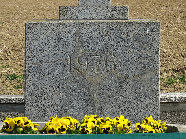 Dt. Tschantschendorf, Kreuz