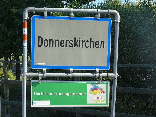 Donnerskirchen, Ortstafel