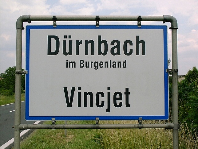 Dürnbach, Ortstafel