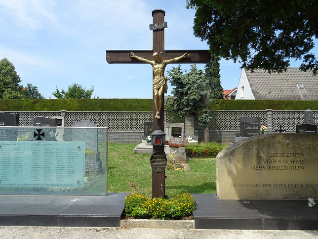 Edelstal, Kreuz beim Kriegerdenkmal