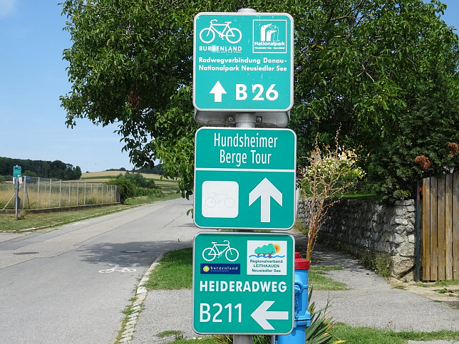 Edelstal, Radwegtafeln