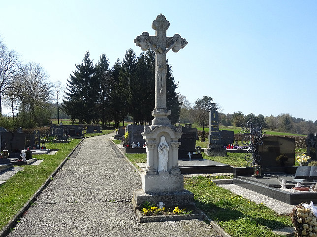 Edlitz, Friedhofskreuz