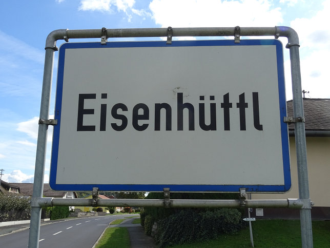 Eisenhüttl, Ortstafel