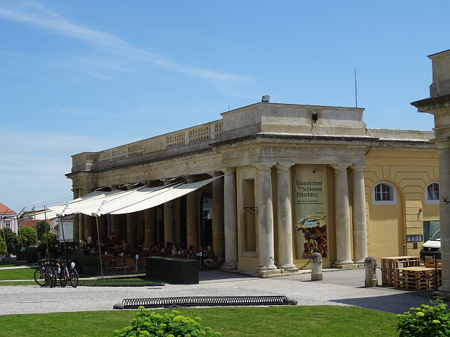 Eisenstadt, Henrici, Esterhazyplatz