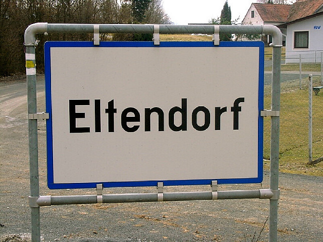 Eltendorf, Ortstafel