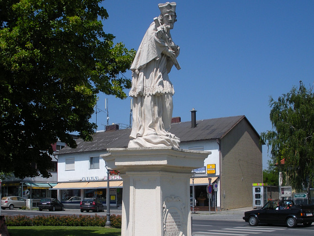Frauenkirchen, Johannes-Nepomuk-Statue