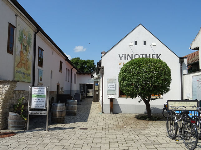 Gols, Weinkulturzentrum