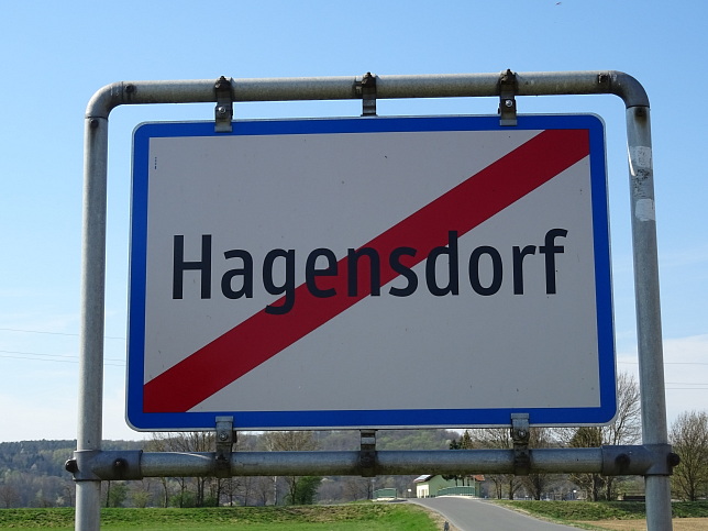 Hagensdorf, Ortstafel