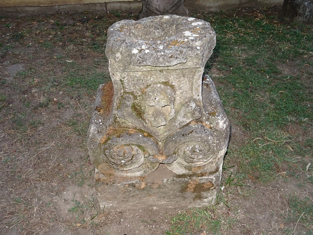 Halbturn, Alter Friedhof