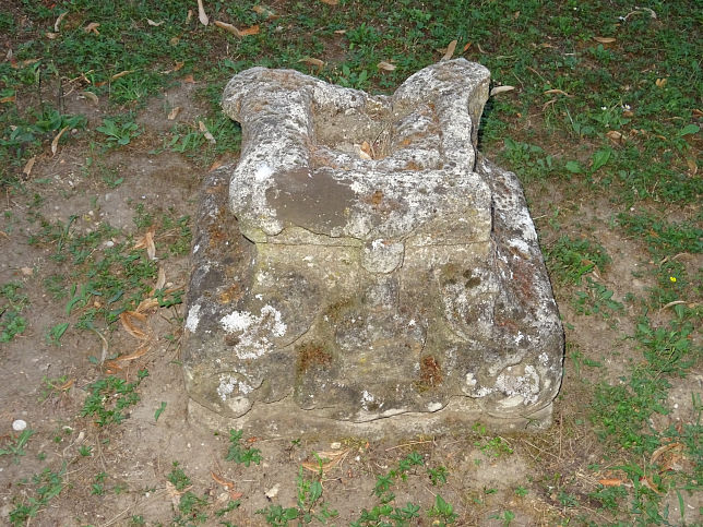 Halbturn, Alter Friedhof