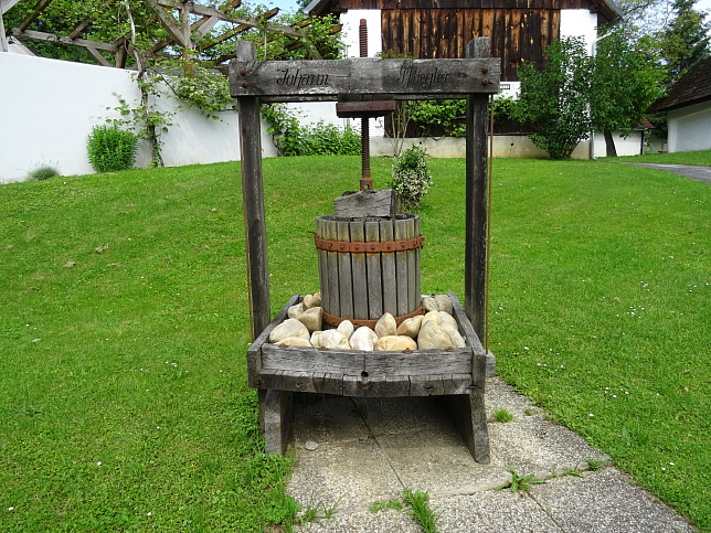 Heiligenbrunn, Pfliegler Johann