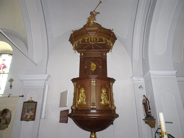 Jabing, Pfarrkirche hl. Anna