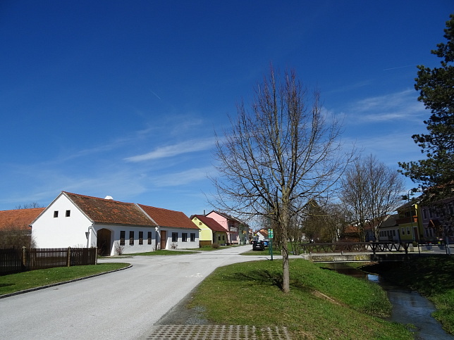 Königsdorf, Bachstraße