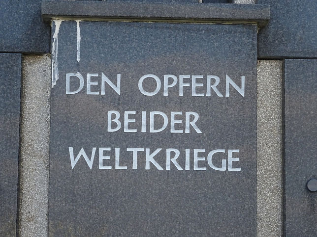 Krobotek, Kriegerdenkmal