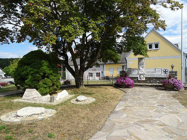 Kroisegg, Kriegerdenkmal
