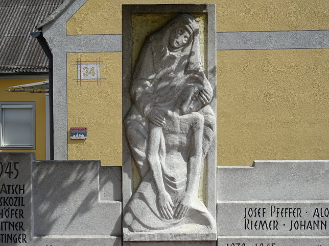 Kroisegg, Kriegerdenkmal