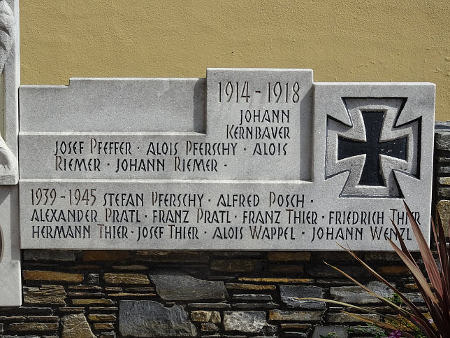 Kroisegg, Kriegerdenkmal