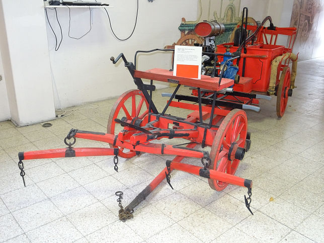 Maria Bild, Spritze fr Hand und Motor, 1889-1929