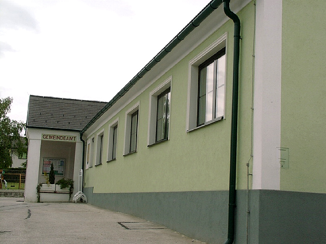 Markt Neuhodis, Gemeindeamt