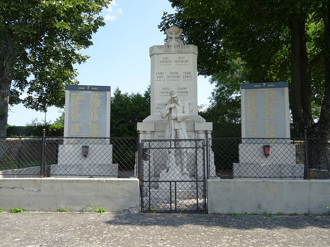 Mnchhof, Kriegerdenkmal