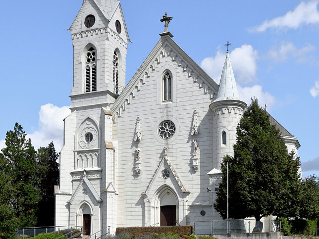 Mllendorf, Pfarrkirche Mllendorf