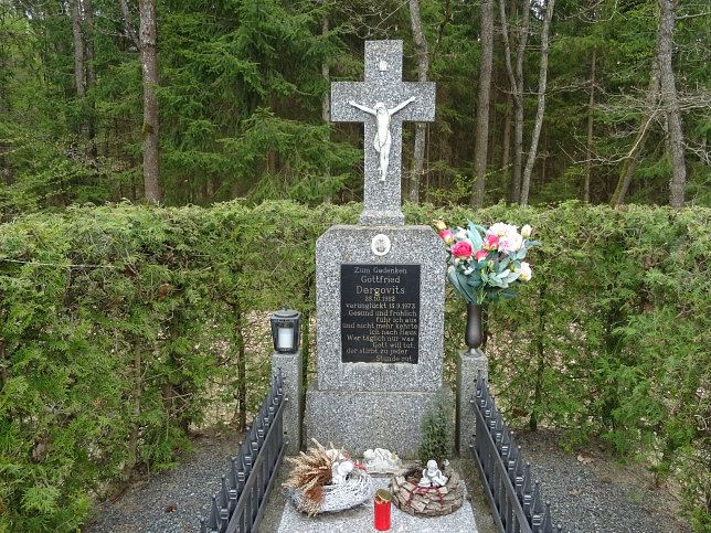 Neuberg, Kreuz Gottfried Dergovits
