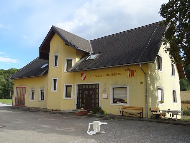 Neuhaus am Klausenbach, Feuerwehr, Musikheim