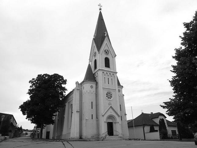 Nickelsdorf, Pfarrkirche hl. Nikolaus