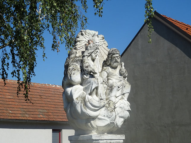 Parndorf, Dreifaltigkeitssule