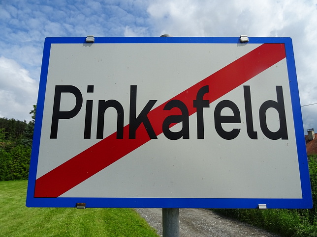 Pinkafeld, Ortstafel