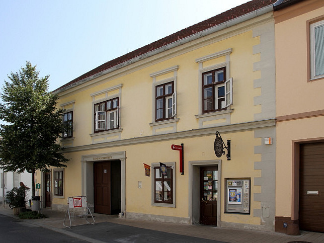 Purbach, Gemeindezentrum