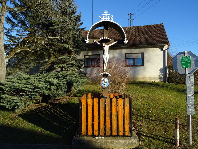 Rauchwart-Bergen, Holzkreuz