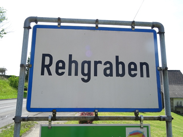 Rehgraben, Ortstafel