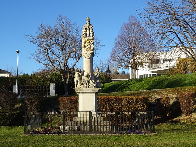 St. Georgen, Pest-, Dreifaltigkeitssule