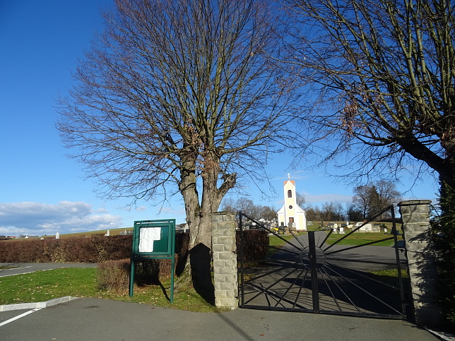 St. Michael, Friedhof