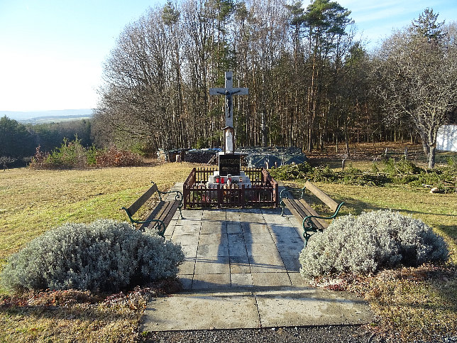 St. Michael-Bergen, Wegkreuz