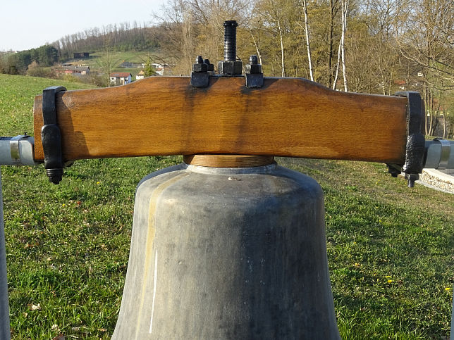 Tschanigraben, Glocke