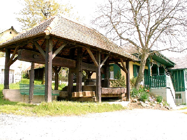 Tschaterberg, Obstpresse