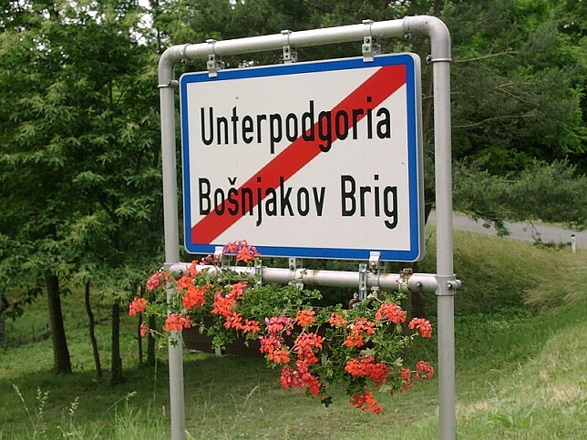 Unterpodgoria, Ortstafel