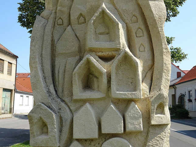 Weiden am See, Skulptur von Prof. Erich Stanschitz
