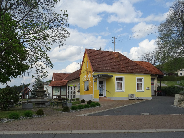 Windisch Minihof, Friseursalon Traude