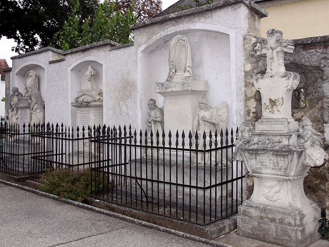 Wulkaprodersdorf, Kirchhof