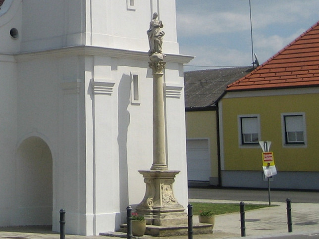 Zurndorf, Immaculata, Pestsäule
